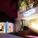 fachada_noche