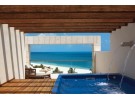Img - Excellence Club suite de dos niveles con terraza frente al mar