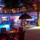 Exterior - Restaurant y alberca de  noche del Hotel Rio