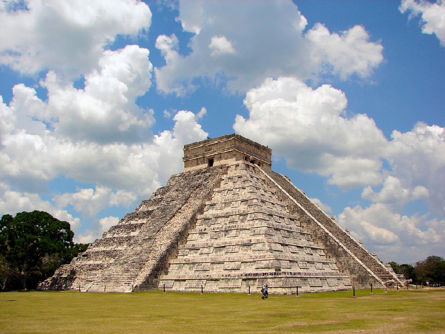 El Castillo o Pirámide de Kukulkán