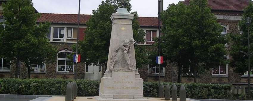 RosnysousBois, Isla de Francia, Francia, France ~ Leader Price Rosny Sous Bois RosnysousBois, Isla de Francia, Francia, France ~ Leader Price Rosny Sous Bois