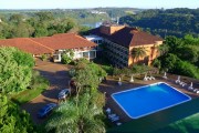 Esturión Hotel & Lodge