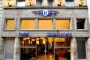 Hotel UTHGRA de las Luces
