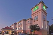 La Quinta Inn & Suites Houston Clay Road