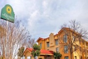La Quinta Inn San Antonio SeaWorld Ingram Park